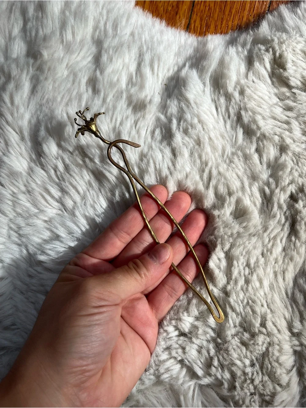 Brass spider lily hair pin